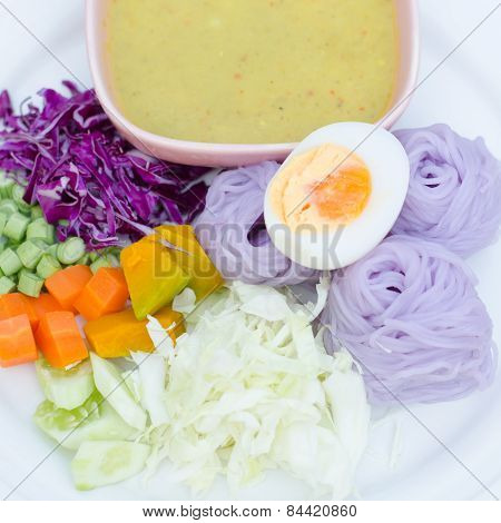 Fermented Rice Flour Noodles /kanom Jeen