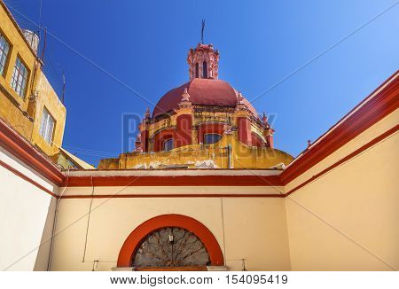 Basilica Templo De Belen Temple of Belen Parroquia de Immaculada Corzaon de Maria Guanajuato Mexico. Built in the 1700s finished 1775.