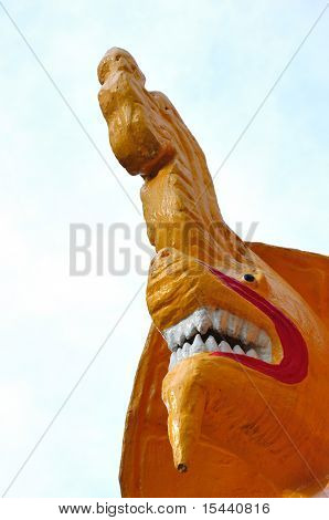Serpant statue hoved