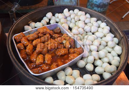 Steam fish ball and chicken in sauce