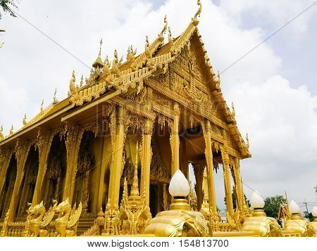 wat watthai thai gold sky watpaknam light