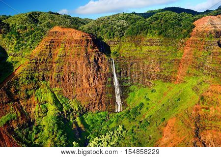 Stunning View Into Waimea Canyon, Kauai