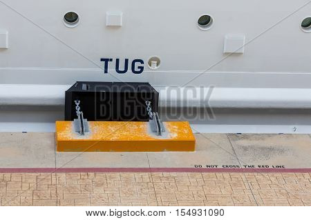Warning on dock by cruise ship Do Not Cross the Red Line