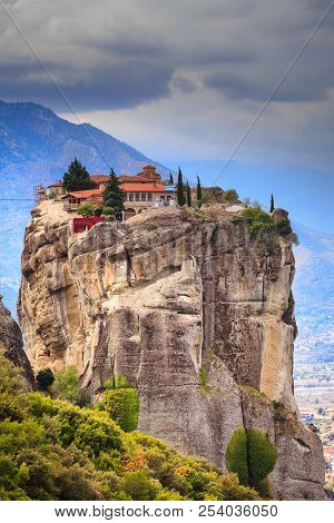 Monastery Of The Holy Trinity On Cliff. Greek Destinations. The Meteora Monasteries, Greece Kalambak