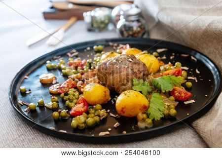 paupiette of veal rolls with Vegetable Planter