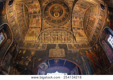 Bucharest, Romania - July 16, 2018: Inside Stavropoleos Monastery, Founded In 1724 By The Greek Monk