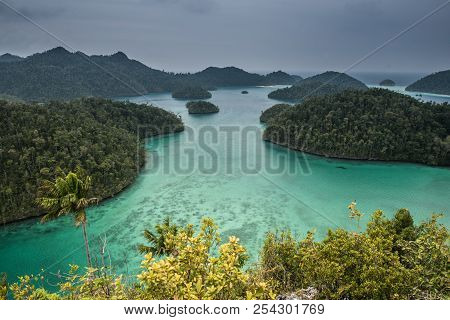 Panorama Marine Reserve Raja Ampat In New Guinea