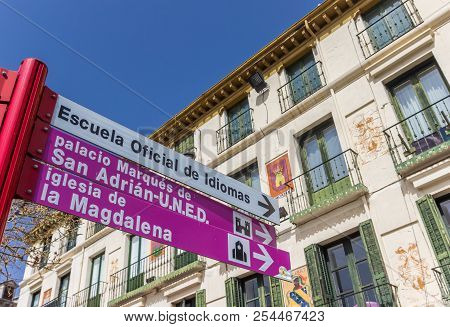Tudela, Spain - April 22, 2018: Tourist Sign On The Central Market Square Of Tudela, Spain