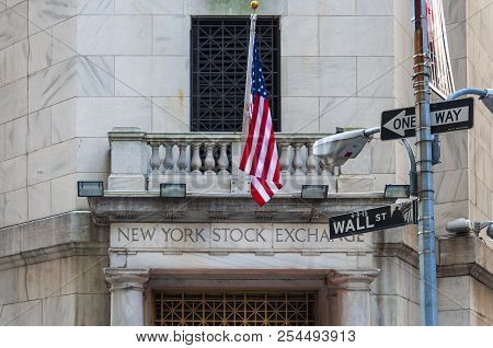 New York City, Usa - June 7, 2010: Detail Of The Facede Of The New York Stock Exchange In Wall Stree