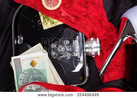 Porn - Pornographic Business.the Pornographic Industry - Porn Money.