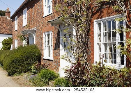 Winslow, Uk - April 27, 2015. A Row Of Traditional Cottages In Winslow, Buckinghamshire, Uk