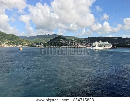 St. Charles, Grenada -12/15/17: Royal Caribbean's, Jewel Of The Seas Docked In St. Charles Harbor, G
