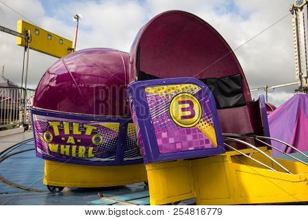 Cheboygan, Michigan, Usa - August 9, 2018: Tilt A Whirl Carnival Ride Set Up At The Cheboygan County