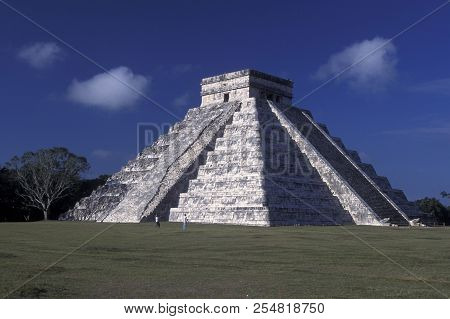 Mexico Yucatan Chichen Itza Maya Ruins