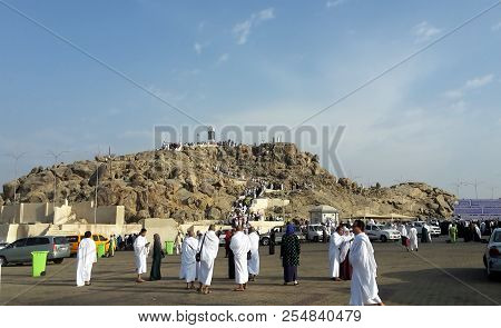 Mecca, Saudi Arabia - February 11,2017:  Group Of Muslims At The Bottom Of Mount Arafat Or Jabal Rah