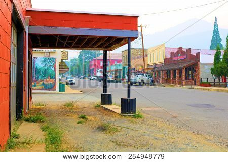 August 15, 2018 In Etna, Ca:  Abandoned Building Which Was Once A Gas Station Taken In The Forgotten