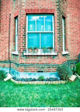 Angol House