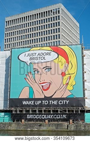 Bristol, Uk - April 26, 2015: A Hoarding Advertising A New Housing Development With The Slogans 