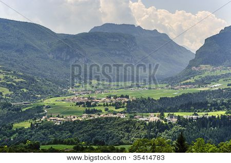 Vista panoramica da Stenico (trento)