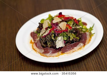 Salat, gerÃ¤ucherter Magret (Entenbrust)
