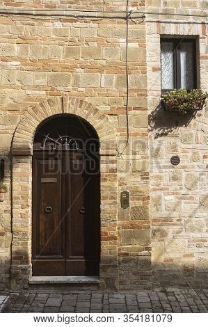 Ripatransone, Ascoli Piceno, Marches, Italy: Typical Street Of The Historic Town At Morning