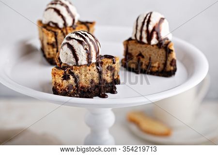Little Bite Sized Dessert, Tollhouse Cookie Pie With Ice Cream