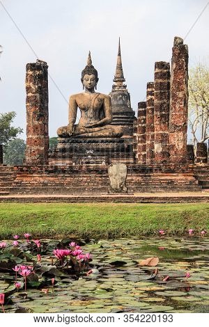 Anient Sukothai Historical Park, Unesco World Heritage. Worship - Buddhism Heritage, Thailand