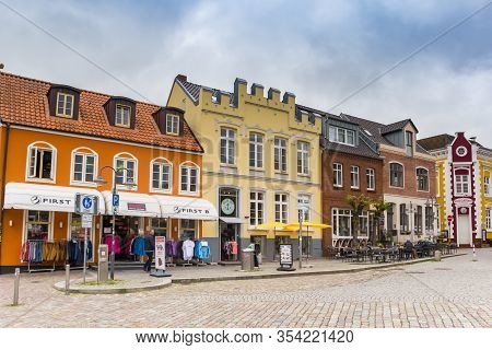 Husum, Germany - June 27, 2019: Shops At The Historic Market Square In Husum, Germany