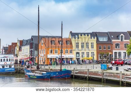 Husum, Germany - June 27, 2019: Colorful Harbor And Market Square In Husum, Germany