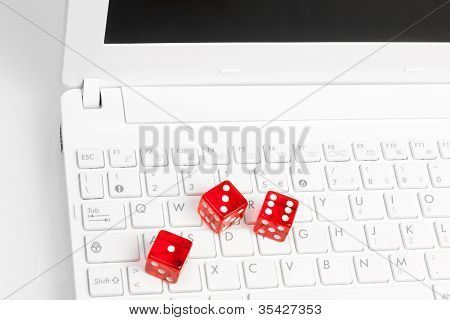 Jugar juegos de computadora