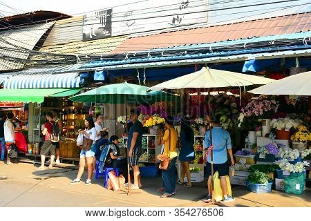 Bangkok, Th - Dec 11: People Shopping And Walking At Chatuchak Weekend Market On December 11, 2016 I