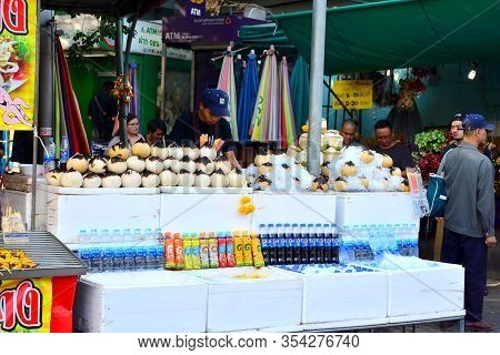 Bangkok, Th - Dec 11: Stall Facade With Stuff Display At Chatuchak Weekend Market On December 11, 20