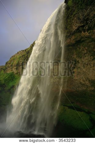 Şelale Seljalandfoss