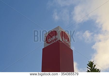 Brisbane, Qld, Australia - 28th January 2020 : Tafe (technical And Further Education) School Sign Lo