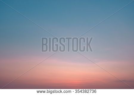Gradient Sky Blue And Orange In Dusk Backgroundbackground