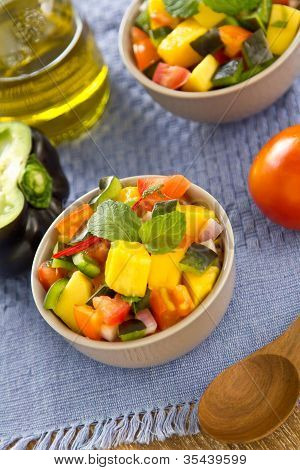 Salsa di mango e pomodoro