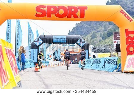 Els Cortals De Encamp, Andorra : Agust 6 2017 : Cyclists In La Purito 2017 In Andorra. Amateur Race 
