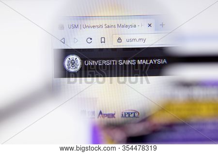 Los Angeles, California, Usa - 7 March 2020: Universiti Sains Malaysia Usm Website Homepage Logo Vis