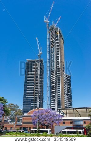 Sydney, Australia - November 12, 2016: Construction Of Altitude By Meriton Condominium Complex In Pa
