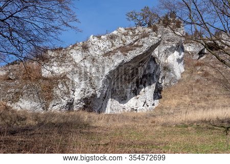 Góra Zborów (berkowa Góra) - A Rocky Hill Within The Village Of Podlesice In The Śląskie Voivodeship