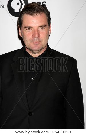 Лос-Анджелес - Июл 21: Брендан Койл на фотосессия для «Downton Эбби» в Beverly Hilton Hotel на Ju