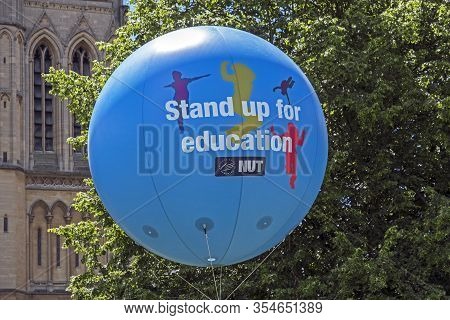 Bristol, Uk - July 5, 2016: A Balloon With The Slogan 
