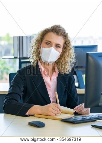Reduce The Spread Of Coronavirus Disease 2019 (covid-19) In The Office. 
Ways To Prevent The Transmi