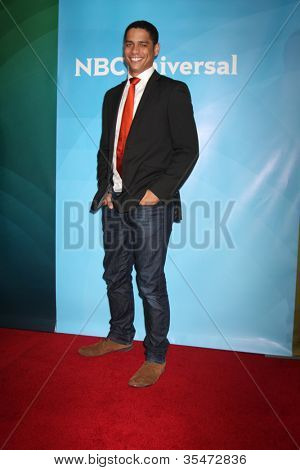 LOS ANGELES - 24 JUL: Charlie Barnett arrive à la tournée de presse de NBC TCA Eté 2012 à Beverly Hilt