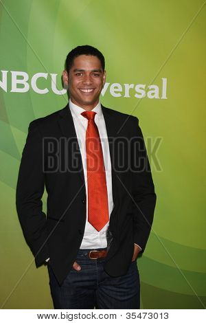 LOS ANGELES - 24 JUL: Charlie Barnett arrive à la tournée de presse de NBC TCA Eté 2012 à Beverly Hilt