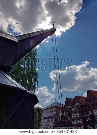 Lunneburg, Lower Saxony, Germany - July 27, 2018:

Luenburg - Julli 27, 2018:
Old Harbor And Crane I