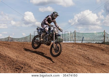 SEMIGORJE, Russland - Juli 22: Unidentified Fahrer beim Grand Prix von Russland der FIM Motocross World Champ