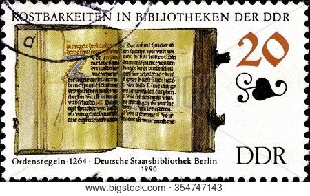 02.11.2020 Divnoe Stavropol Territory Russia Postage Stamp Gdr 1990 Library Treasures From Ddr Order