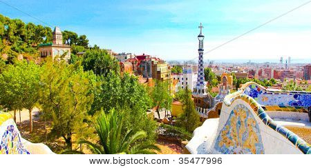 Il famoso Parco Guell a Barcellona, Spagna.
