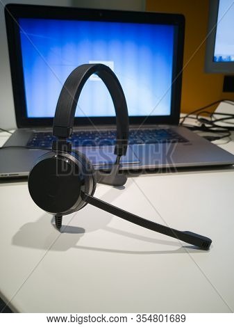 Headset With Speaker And Portable Notebook For Smart Working.